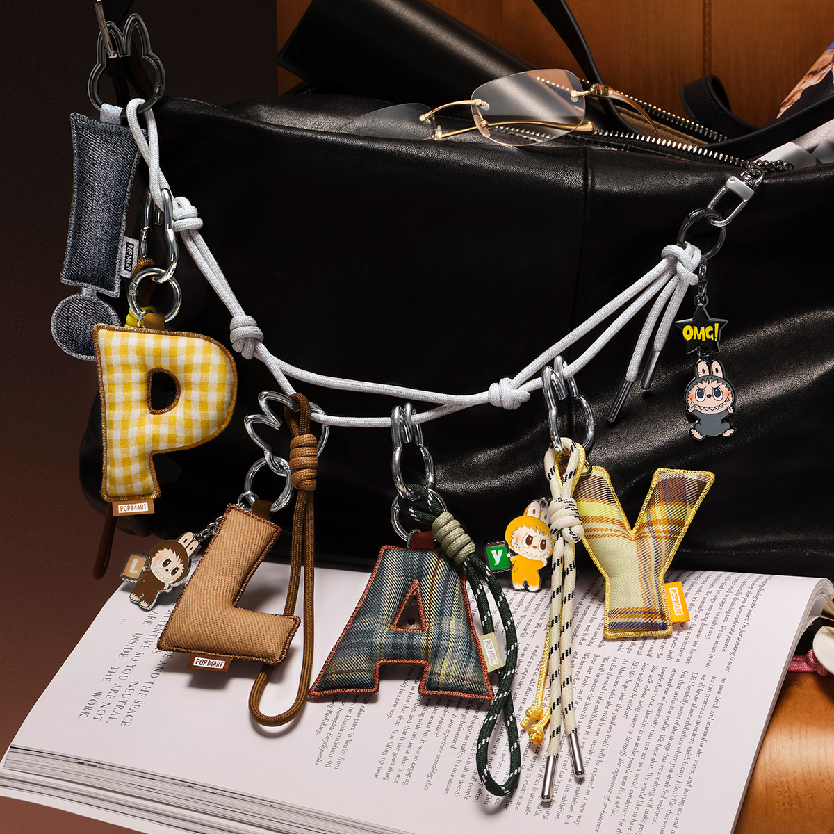 楽天市場】THE MONSTERS Pin for Love シリーズ アルファベット