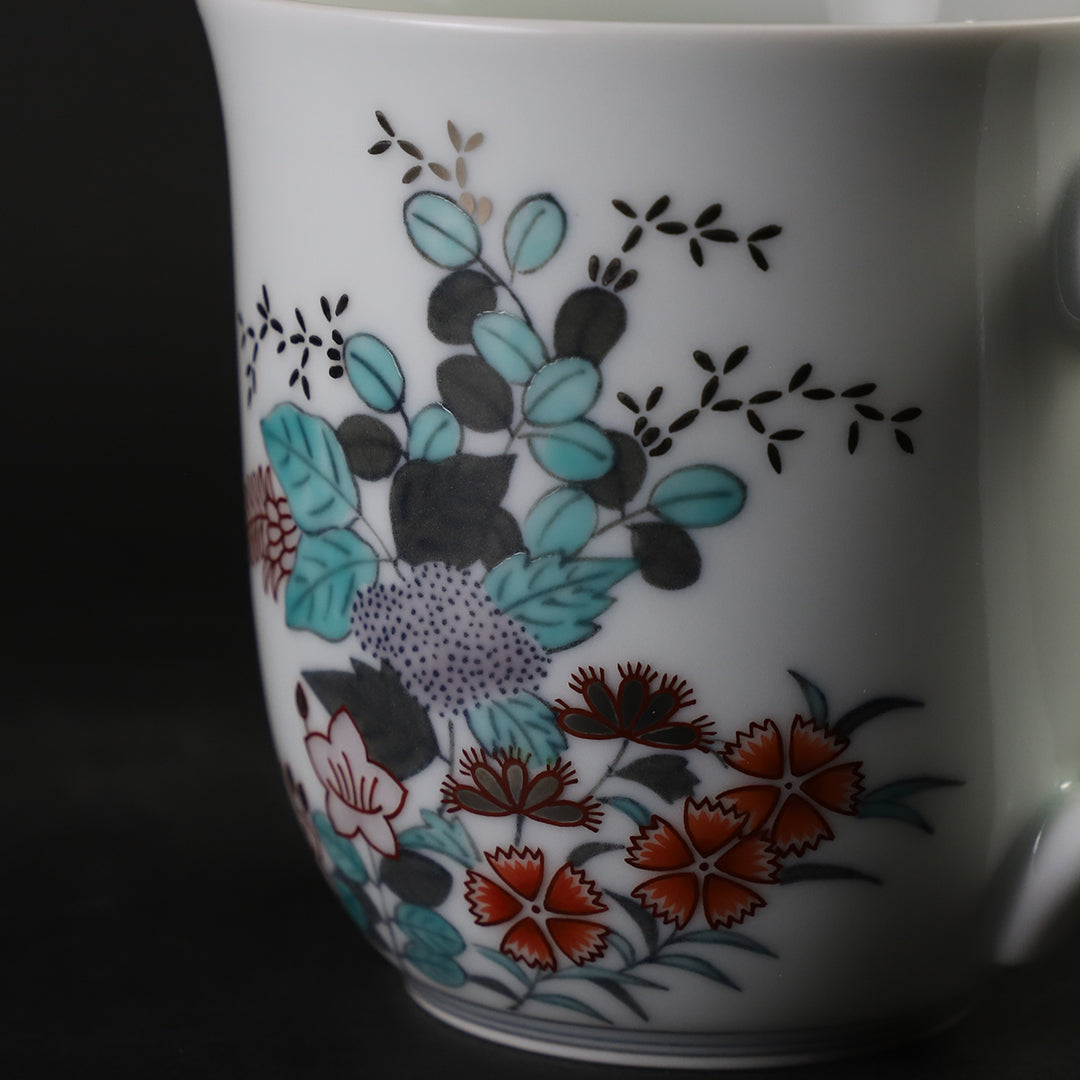 十四代今泉今右衛門 作 色絵墨色墨はじき秋草文碗 – ギャラリー一番館