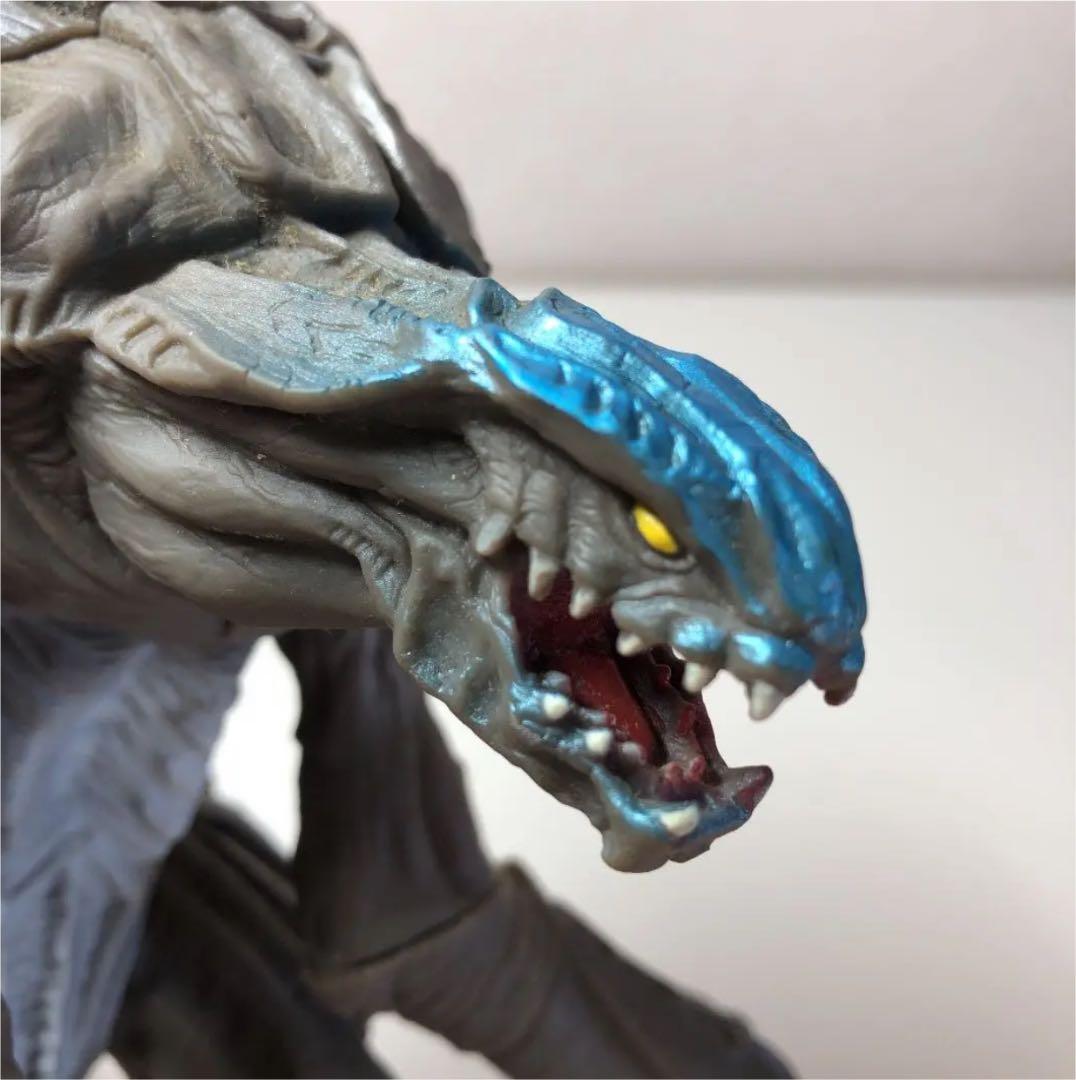 24日まで出品☆ゴジラミレニアム 敵怪獣 オルガ リペイント - メルカリ