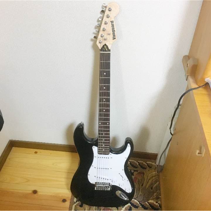 【断捨離中！】エレキギター ミニアンプ等セット Photogenic ST-180 SFG エレキギター初心者14点セット 【充電式