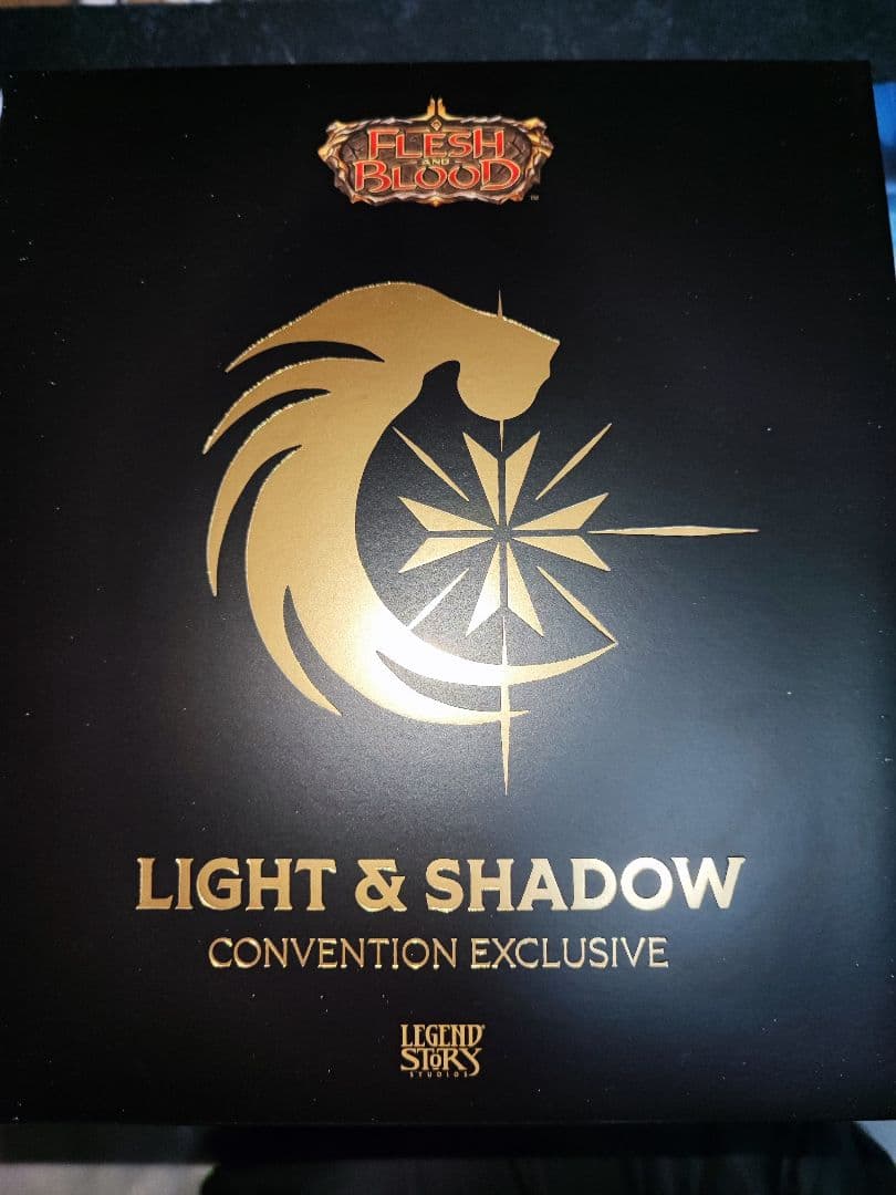 その他 Flesh and Blood light & shadow Light & Shadow Convention Exclusive Box : r/FleshandBloodTCG